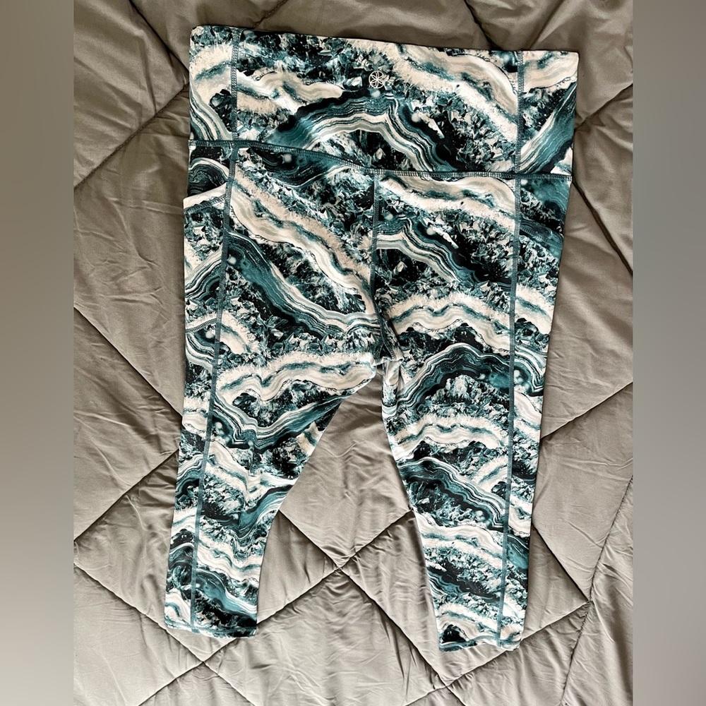 Women’s leggings - Picture 2 of 3